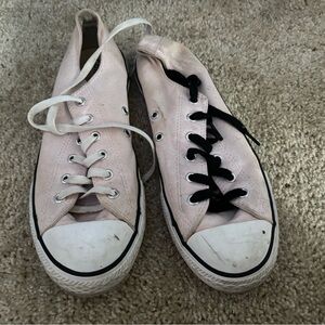 Converse Pink Sneakers Classic Canvas Design